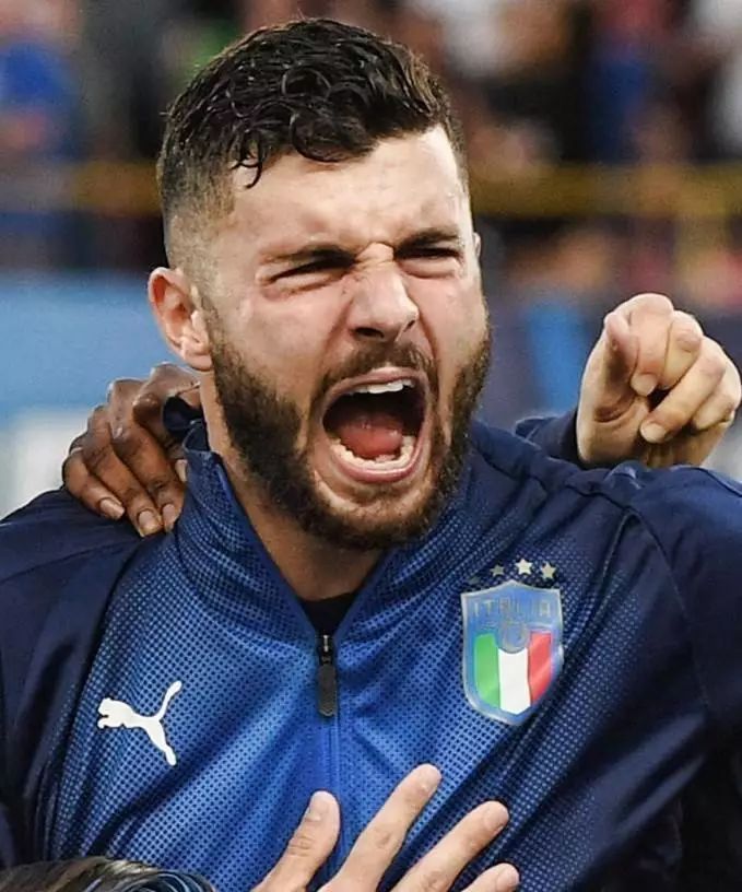 样的高度竞 样的高度竞