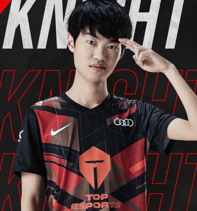 他在场上积 他在场上积